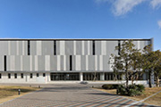 摂南大学枚方キャンパス８号館
