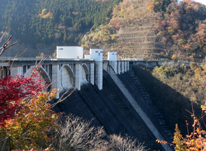 浦山ダム