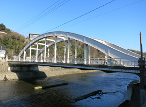 浅野川にかかる天神橋