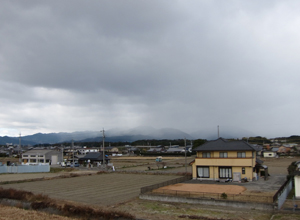 鈴鹿山脈に不穏な雲が・・