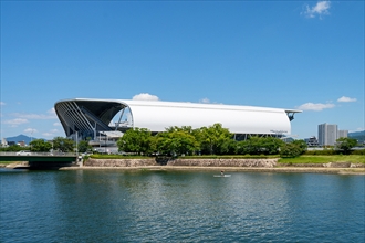 エディオンピースウイング広島（広島サッカースタジアム）